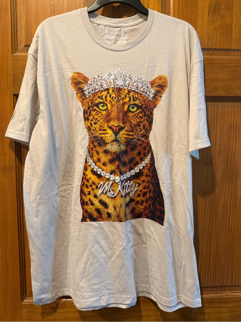 NWOT! Keep it Gypsy Cream Graphic Leopard Tee - Ms. Kitty Sz xl
